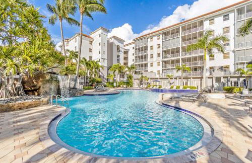 Luxury Condo in Regatta - Photo 2