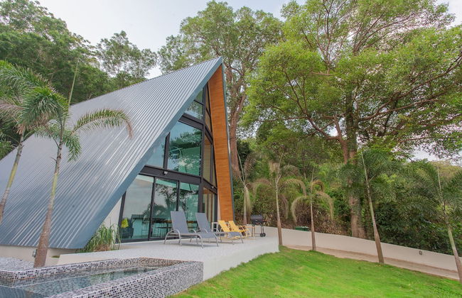 Bamboo Garden House - Photo 24