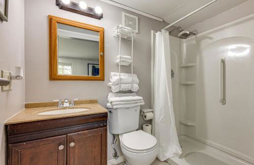 BBQ Ready Hawthorne Home with Screened-In Patio - Foto 25