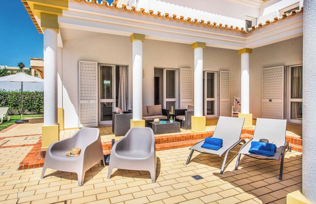 Villa Candeias - Photo 30