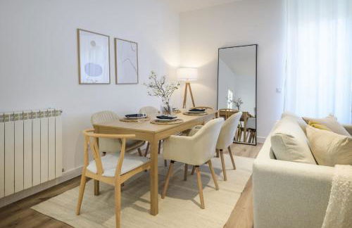 Avenida de San Luis 25, Design and comfort in the true style of Madrid, Book your getaway now! - Foto 61