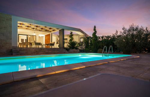 Villa Royal Green Two - Photo 43