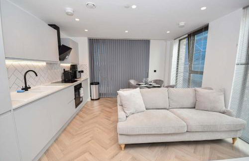 Modern 2 Bed Flat in Central Manchester w Balcony - Foto 4