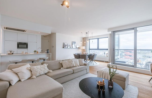 Apartment With Beautiful View of Antwerp - Photo 2