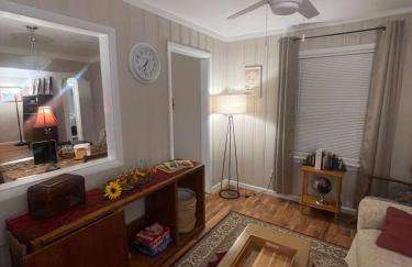 Newly renovated 3-bedroom lakeside home - Foto 23