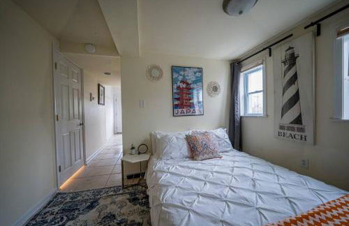 2Units 4BR 3BA Cape Cod Designer House - Foto 27