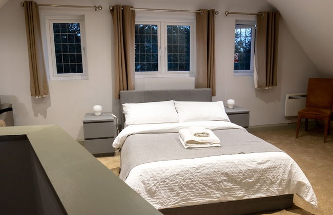 Straight Inn - Photo 11