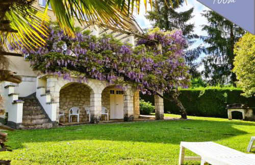 VILLA ANNEE 30 Rénovée ,Terrasse et Jardin - Foto 1