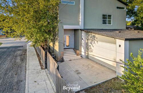 Sprawling Home w/ Rooftop Spot - Foto 42