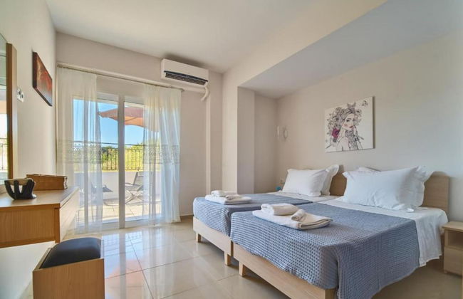 Stunning Lake Kournas Retreat 2 New Private Pool - Photo 24