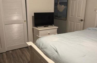 Charming Pool House close to the Gulf of America - Foto 33