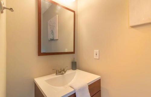 Minutes to Benning Two-Story Oasis Benning Bliss - Foto 38