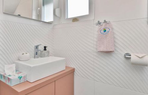 Gorgeous Home In Cresnjevec, Tuhelj - Foto 34