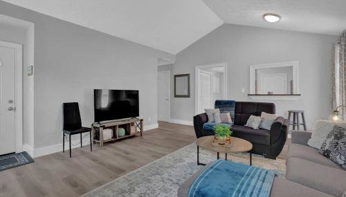 The Smart Stay ! New Remodel! Minutes from Atlanta - Foto 4