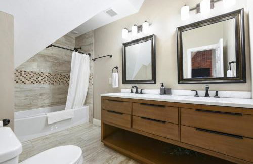 3 Bedroom House with Netflix, FREE Parking, Near Hospitals, Shopping,Food - Foto 22