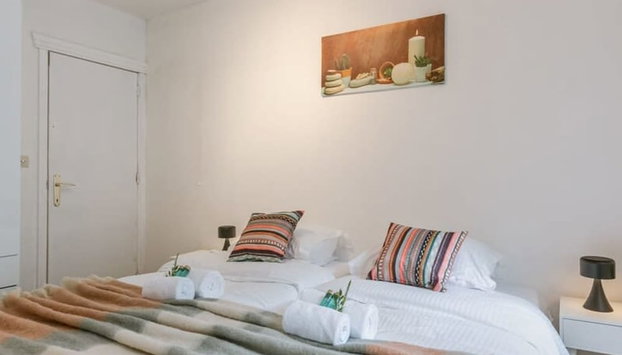 Renovated Apartment Close to the Beach - Foto 2, Habitación