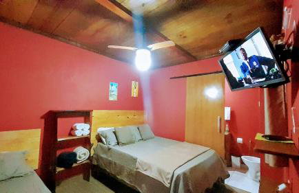 CHaLéS GuiGó, Refugio em meio a natureza - Photo 22