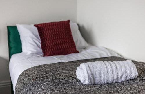 2 BR Home Perfect for Short and Long Term Stay - Foto 46