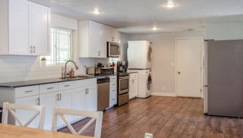 Never Stop Exploring- 3 bedroom 2 bath home of duplex, close to Zion, Bryce, and Brianhead - Foto 5