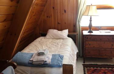 Chalet on Private Alderbrook Lake - Foto 16