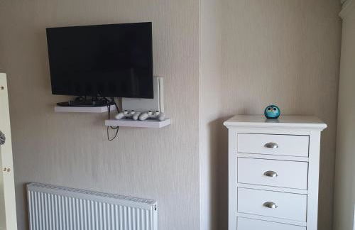 Routh 2-Bed Luxury Lodge Hot Tub & Lake View - Foto 28