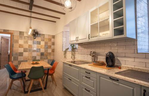 Casa Señorial La Iglesia en Gerena Sevilla Parking y Piscina - Foto 8