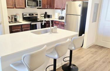 Luxury 1 BedRM Unit in Frisco Pool Gym & Workplace - Foto 54