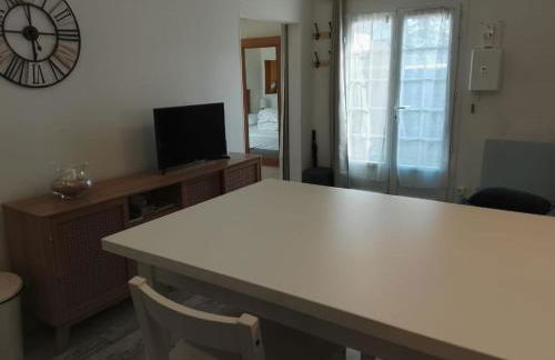 T2 Nid Serein, jardin, calme, proche centre-ville, port, plages - Photo 5