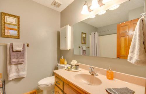 3 Mi to Dtwn Jefferson City Family Home with Deck - Foto 12