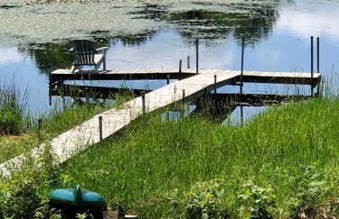 Woodsy and Private- Rustic Cabin - Foto 1