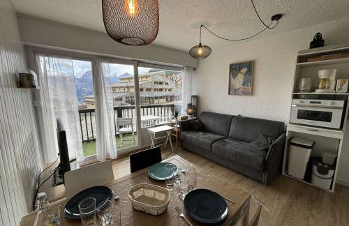 Studio cabine rénové, 4 couchages, pied des pistes, parking, balcon sud - FR-1-297-160 - Foto 1