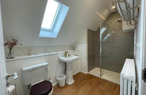 Little Thistle Apartment - Photo 16