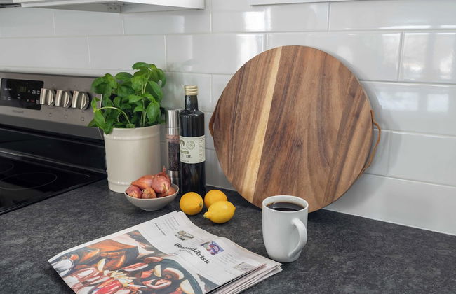 Shelton & Urban by Avantstay Sleeps 20! 2 Unit Buyout! Spacious Design - Photo 21