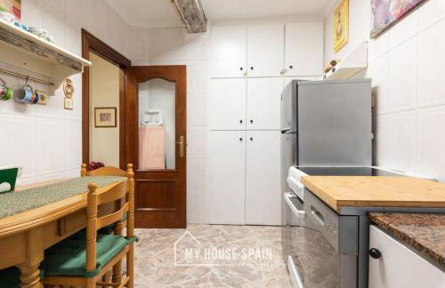 MyHouseSpain - Amplio piso cerca del centro - Foto 3