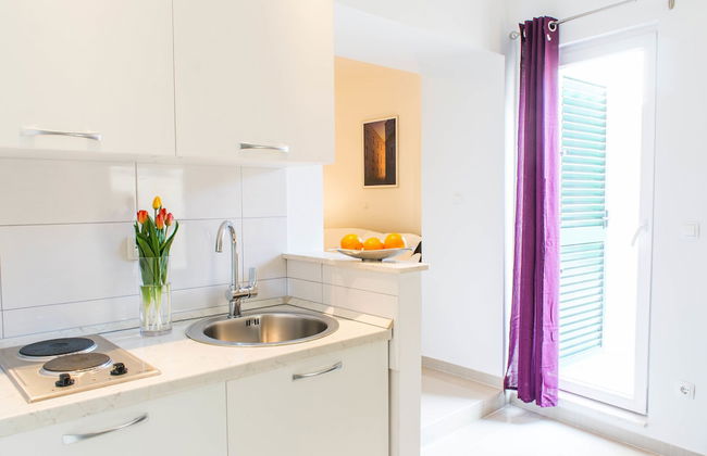 Split Oasis Apartments - Photo 20