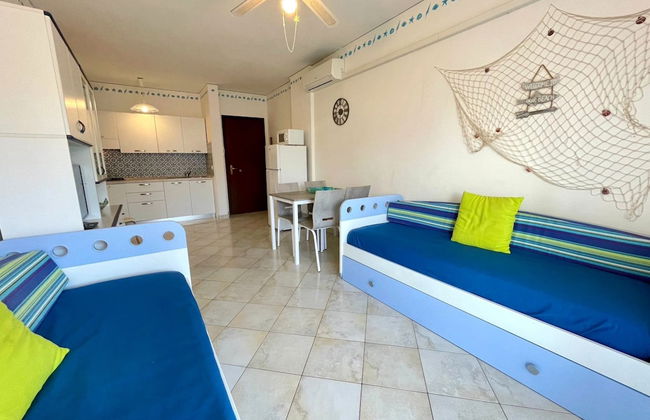 Lovely Flat With Sunny Terrace - Photo 3