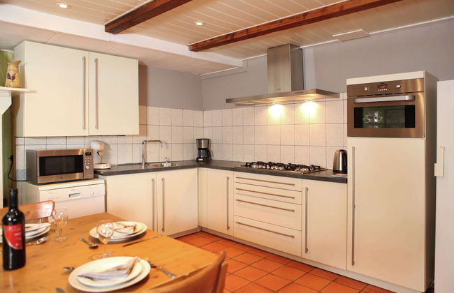 Quaint Farmhouse near River in Oosterwijk - Foto 7