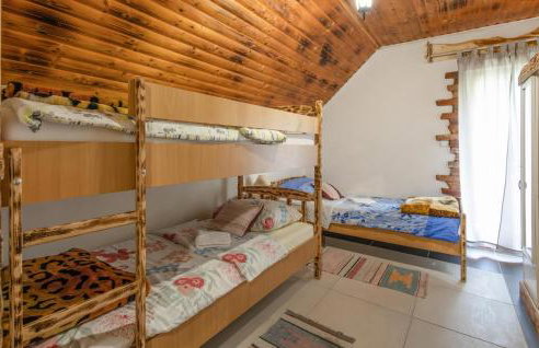 Awesome Home In Novo Zvecevo With Sauna - Foto 28