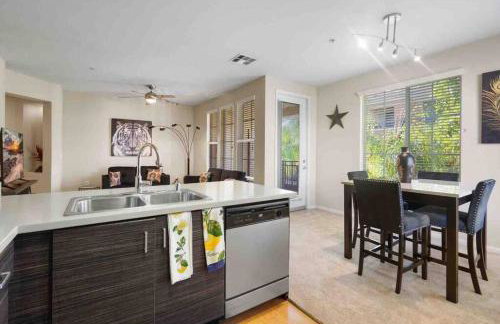 COZY 2BR/2BA ! 5MINtoDisney ! AngelStadium!HondaCenter - Photo 8