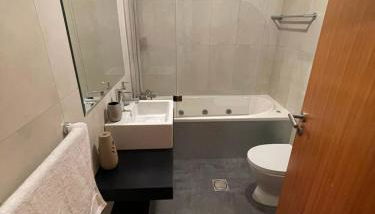 NICE and MODERN FLAT NEAR AIRPORT - Foto 4