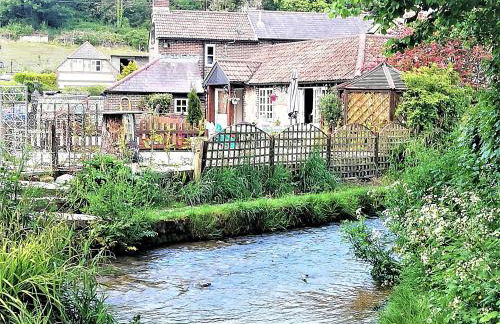 Escape the Ordinary - Photo 56