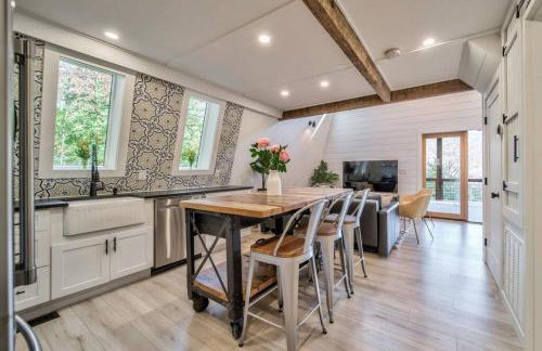 Modern Cabin with View, Pet-Friendly, Close to town - Foto 24