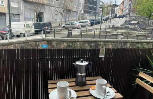 Piso Deluxe con Balcón Cerca del Casco Viejo - Foto 17