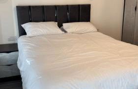 Aurang House, 1 Bedroom, with Kitchen, 55" Flat TV, Private Parking - Foto 15