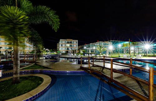 Muro Alto Condomínio Clube - FLAT TÉRREO - Foto 16