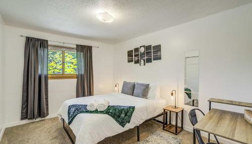 Alder Nest Cozy Retreat w Fire Pit & Workspace - Foto 5