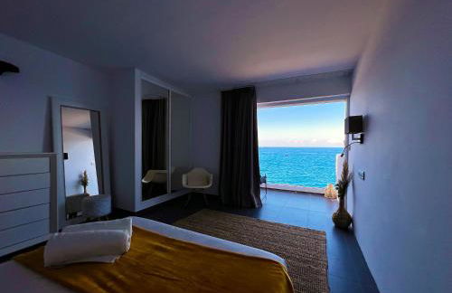 At the ocean’s edge - Foto 9