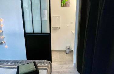 Studio climatisé et tout équipé - Foto 9