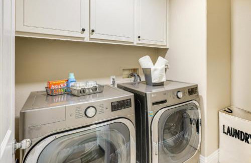 Mtn-View Gem with Private Yard Luxe Beaumont Home - Foto 33