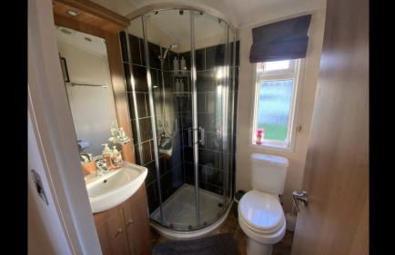 Bumblebee Lodge - Foto 11